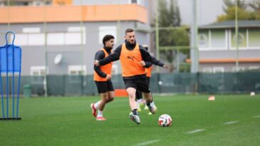 Alanyaspor, Eyüpspor Maçı Hazırlıklarına Başladı