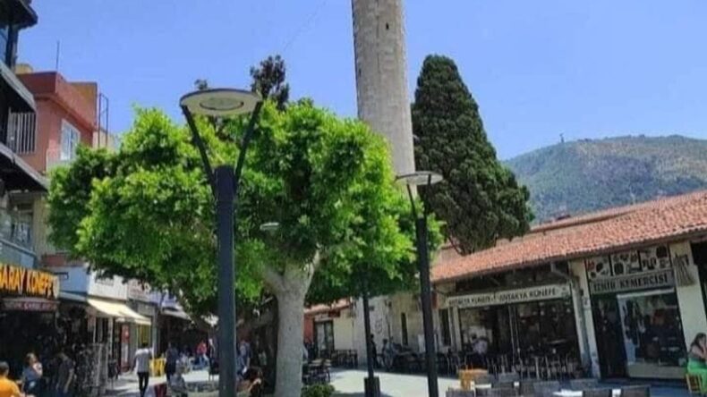 Özgür Özel’den Ulu Camii İsyanı: “İmza Vermediler, Süreci Kilitlediler”