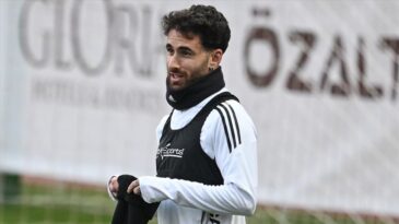 Beşiktaş, Rafa Silva’nın Benfica’ya Transferini Duyurdu