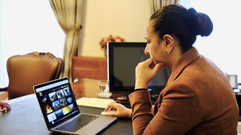 Burdur Valisi Bilgihan, AA’nın ‘Yılın Kareleri’ Oylamasına Katıldı