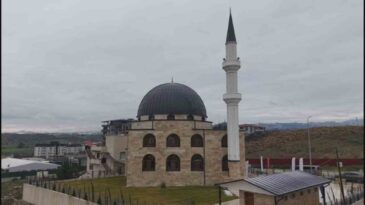 Gazze Şehitleri Camii İbadete Açıldı