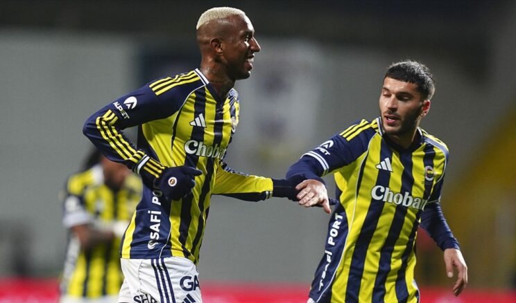 Fenerbahçe, Ziraat Türkiye Kupası’nda 3 Puanla Tanıştı