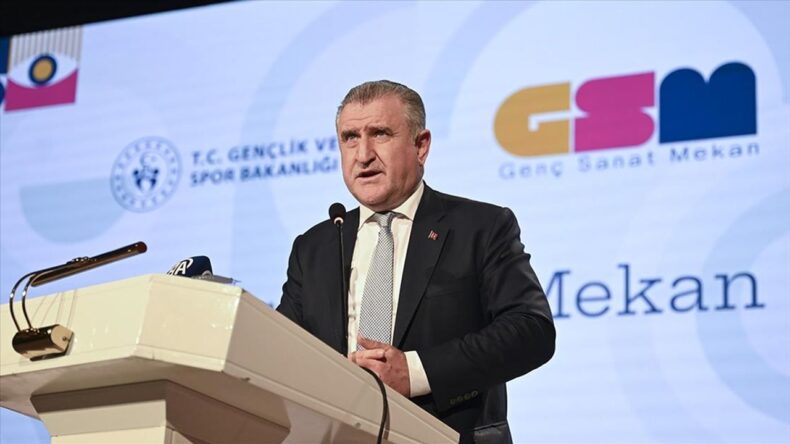 Gençlik ve Spor Bakanı Bak, Genç Sanat Mekan’ın Tanıtım Programına Katıldı