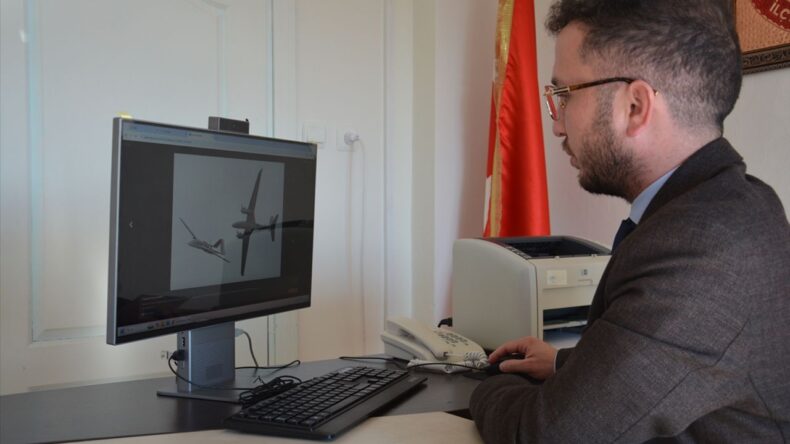 Gülnar İlçe Sağlık Müdürü Alperen Ateş, AA’nın ‘Yılın Kareleri’ Oylamasına Katıldı