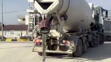 Hatay’da Işıkta Yola Beton Döken Sürücüye Taviz Yok: Ceza Kesildi