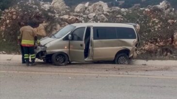 Hatay’da Ticari Araç ile Panelvan Çarpıştı: 6 Yaralı