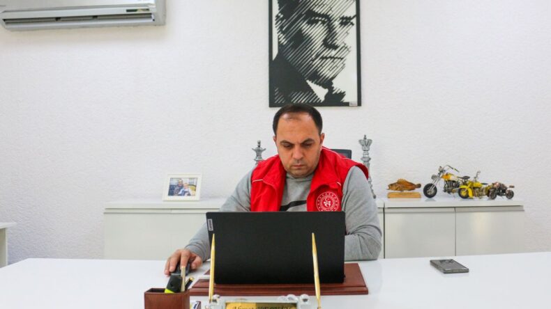 İskenderun Gençlik Merkezi Müdürü Keskin, AA’nın ‘Yılın Kareleri’ Oylamasına Katıldı