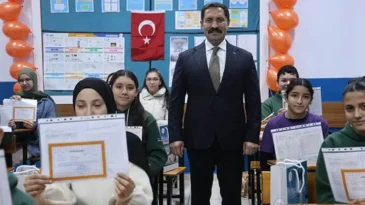 Hatay’da 374 Bin Öğrenci Karne Aldı