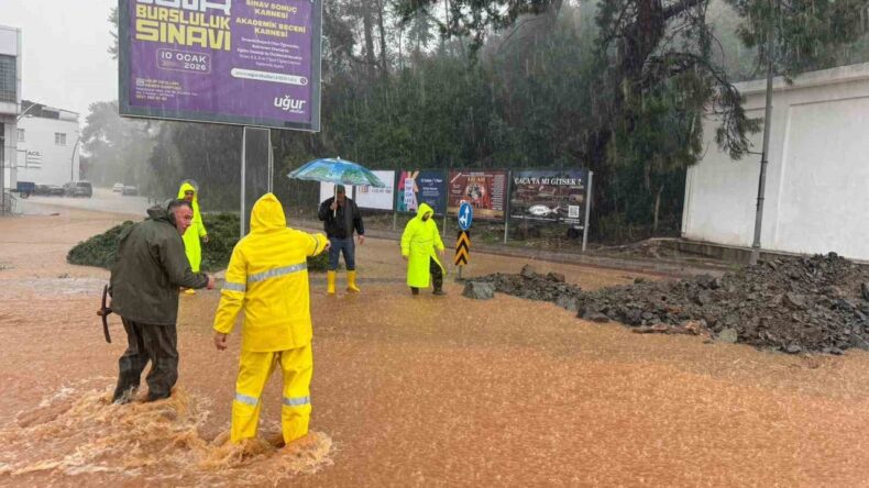 Kemer’de Su Baskınlarıyla Mücadele Çalışmaları Başladı