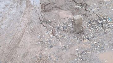 Kırıkhan Özyörük Mahallesi’nde Çamur Çilesi Bitmiyor!