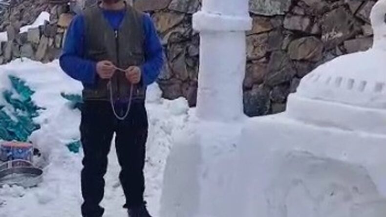 Köyüne Kardan Cami Yaptı