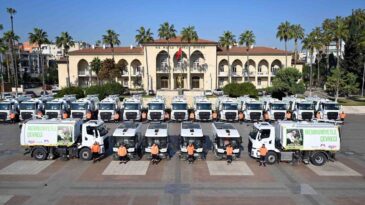 Mersin Büyükşehir Belediyesi, Temizlik Filosuna 22 Yeni Yol Süpürme Aracı Ekledi