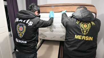 Mersin’de 27 Yıl Kesinleşmiş Hapis Cezası Bulunan Firari Hükümlü Yakalandı