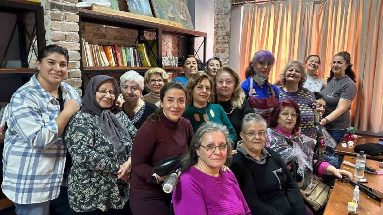 Muratpaşa’nın Yaşlı Evleri’nde Kişisel Bakım Uygulaması Başladı