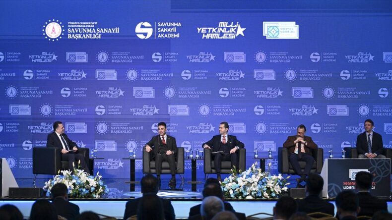 Savunma Sanayii Yetenek Yönetimi Zirvesi’nde Çevik Dönüşüm ve İnsan Kaynağının Önemi