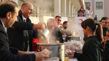 Tarsus’ta Öğrencilerle ‘Devletin Eli Sofranın Bereketi’ Buluşması