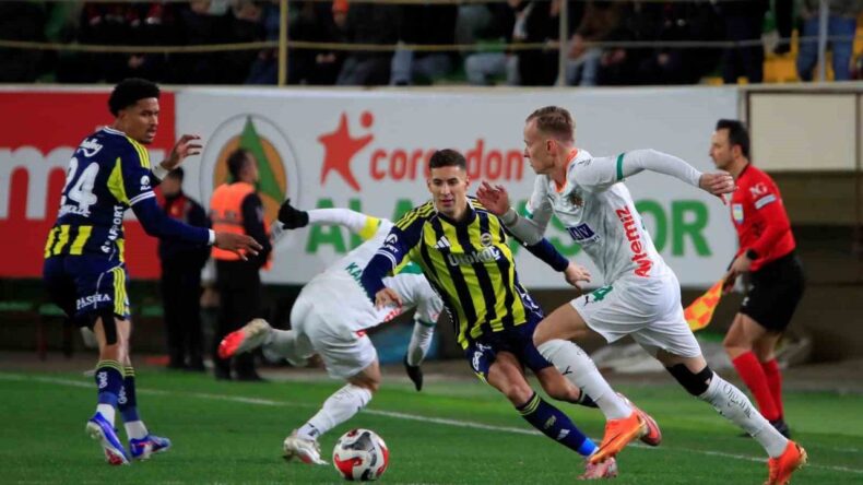 Trendyol Süper Lig: Corendon Alanyaspor 2 – Fenerbahçe 3 Maç Sonucu