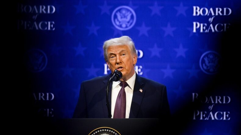 Trump, Davos’tan Grönland ve Barış Kurulu Kazanımlarıyla Döndü
