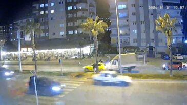 Yayaya Yol Vermek İsterken Zincirleme Kaza: Detaylar