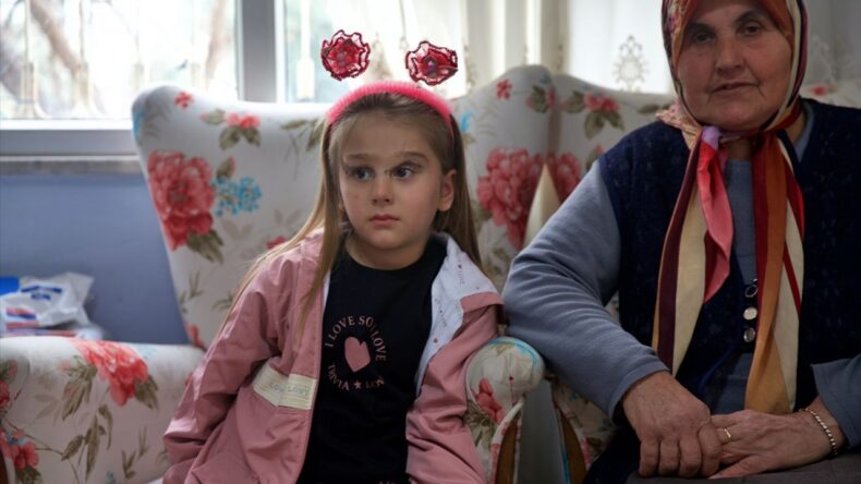 6 Şubat Depremlerinin Üçüncü Yılı: Nil’in Babaannesiyle Yeniden Hayata Tutunuşu