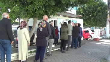 Hatay’da Gizemli Hayırseverden Günlük 6 Bin Ekmek Desteği