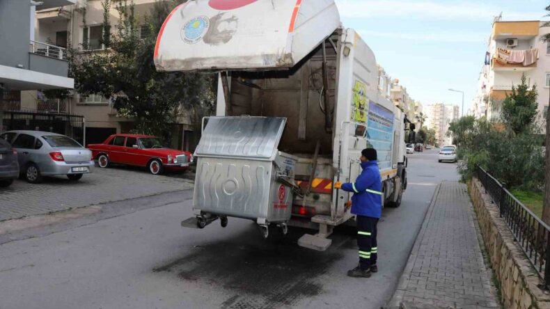Akdeniz Belediyesinden Konteynerlere Kapsamlı Temizlik Çalışması