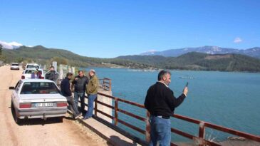 Alakır Barajı 3 Yıl Aradan Sonra Doldu, Üreticiler Bayram Etti