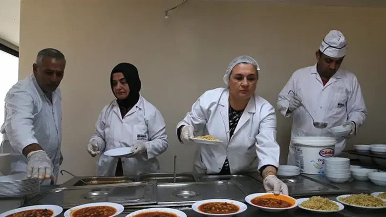 Antakya’da Ücretsiz İftar Dağıtım Noktaları Açıklandı