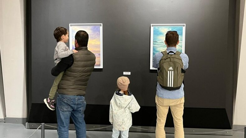 Antalya’da ‘Tomurcuk Zamanı’ Karma Sergisi Açıldı