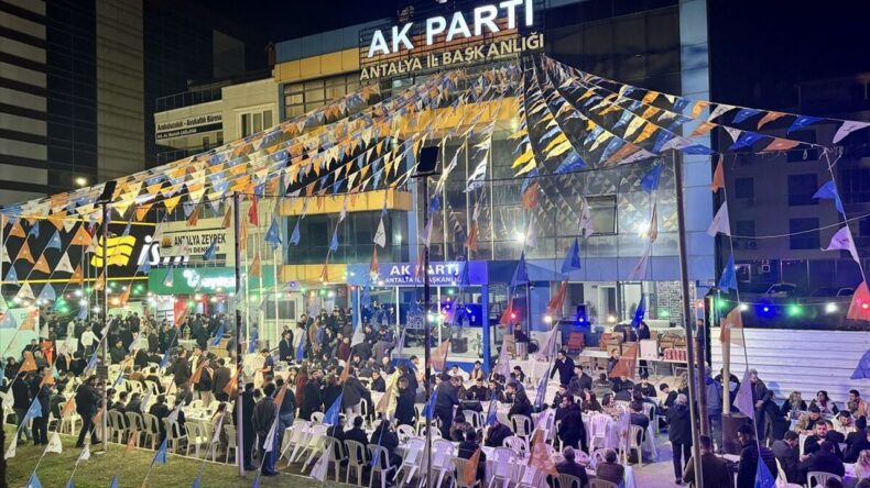 Antalya’da ‘Vefa Sahuru’ Programı Düzenlendi