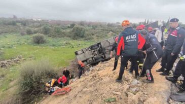 Antalya’da Yolcu Otobüsü Şarampole Yuvarlandı: 8 Ölü, 26 Yaralı