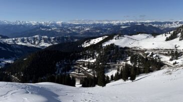 Ardahan-Şavşat Kara Yolunda Karla Mücadele Çalışmaları Devam Ediyor