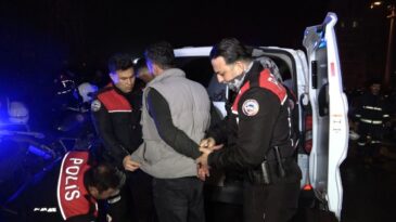 Benzinle Araç Yangını: Genç Çiftin Korkunç Anları