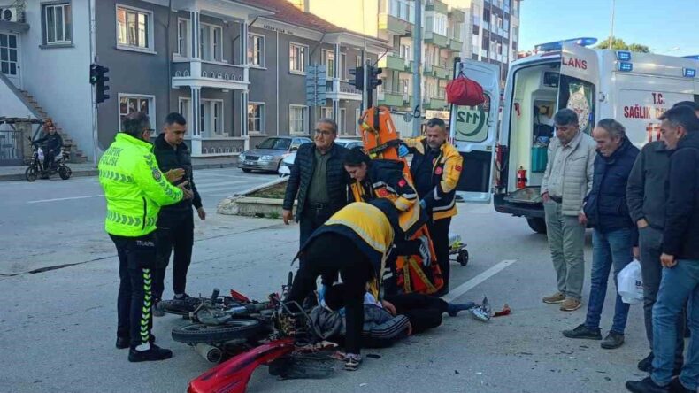 Burdur’da Motosiklet ile Otomobil Çarpıştı: 1 Yaralı
