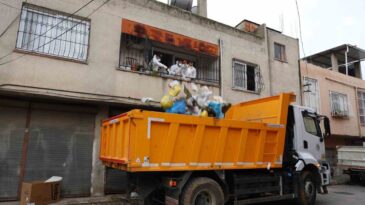 Çöp Evde 115 Bin Lira ve Ruhsatsız Silah Ele Geçirildi