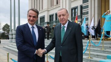 Cumhurbaşkanı Erdoğan, Yunanistan Başbakanı Miçotakis’i Kabul Etti