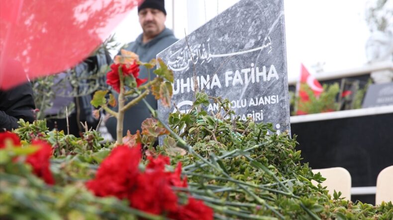 Depremde Hayatını Kaybeden AA Muhabiri Burak Milli Anıldı