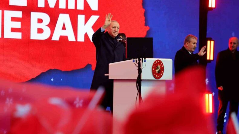 Erdoğan: ‘İktidarımızın ve ittifakımızın enkaz altında kalmasını bekleyenler büyük bir hayal kırıklığına uğradı’