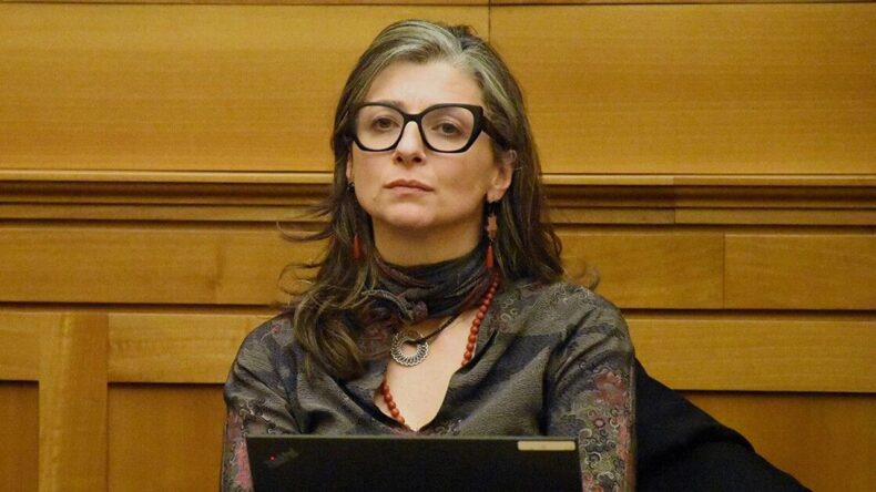 Fransa, BM Filistin Özel Raportörü Albanese’nin İstifasını İstemekten Vazgeçti