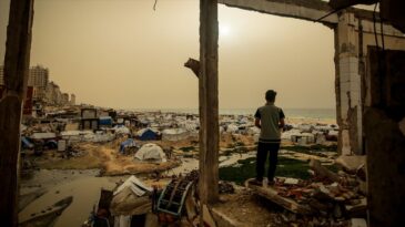 Gazze’de Kum Fırtınası: Filistinlilerin Zor Anları