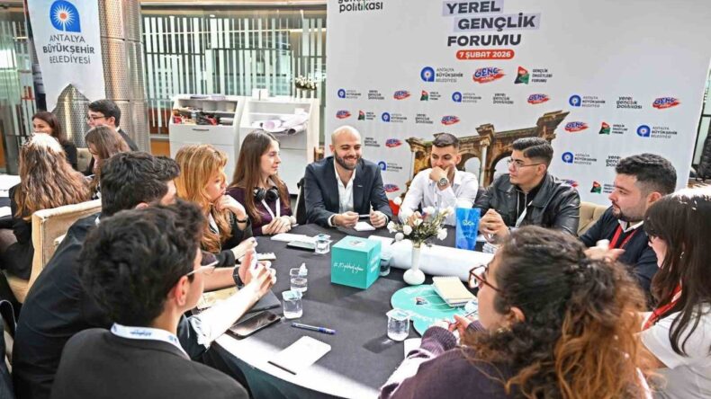 Gençler Antalya Yerel Gençlik Forumu’nda Buluştu