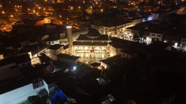 Habibi Necar Camii’nde İlk Teravih Kılındı