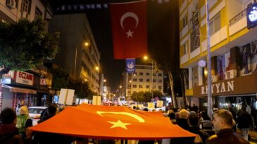 Hatay’da Ramazan Ayı Fener Alayıyla Karşılandı