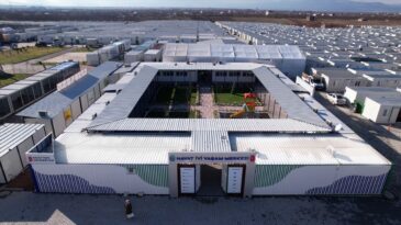 Hayat Holding, Hayat İyi Yaşam Merkezi ile Depremzedelere Destek Oluyor