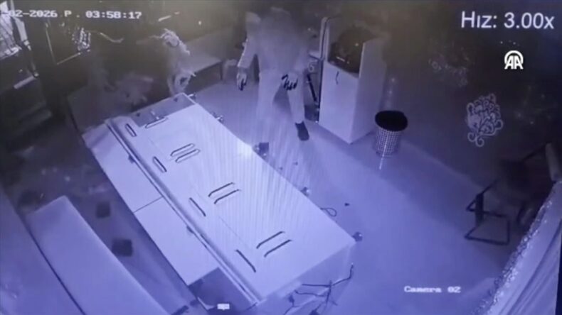 Kayseri’de Forkliftle Kuyumcudan Altın Çalan Zanlı Tutuklandı