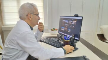 Manavgat Devlet Hastanesi Başhekimi Mehmet Deniz, AA’nın ‘Yılın Kareleri’ Oylamasına Katıldı