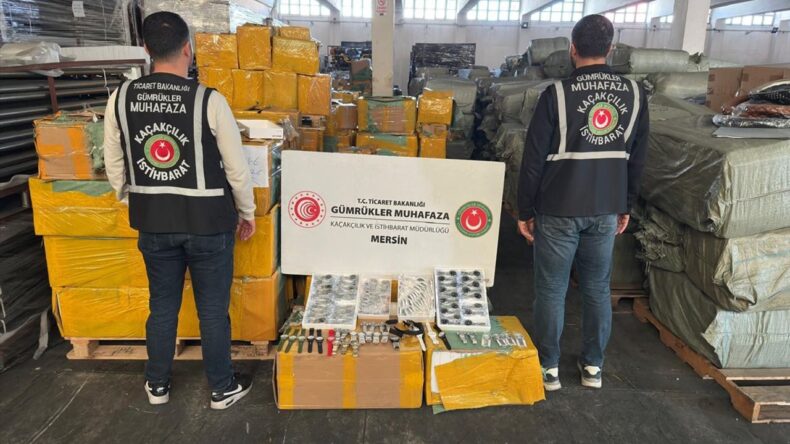 Mersin’de 116 Bin 50 Kaçak Kol Saati Ele Geçirildi