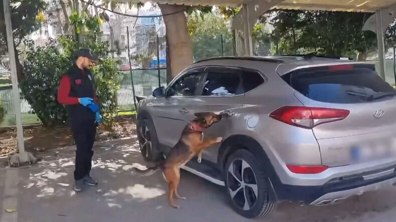 Mersin’de 27 Litre Metamfetamin Ele Geçirildi: 3 Tutuklama