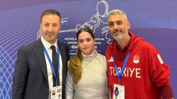 Milli Eskrimci Alara Atmaca Avrupa Yıldızlar Şampiyonası’nda Altın Madalya Kazandı