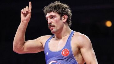 Milli Güreşçi Yüksel Sarıçiçek, Zagreb Açık’ta Altın Madalya Kazandı